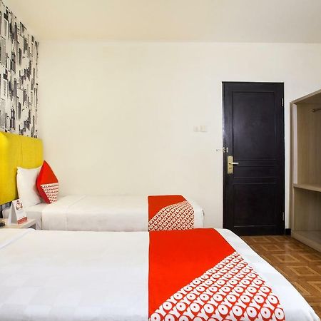 Oyo 119 Belvena Hotel Jakarta Eksteriør billede