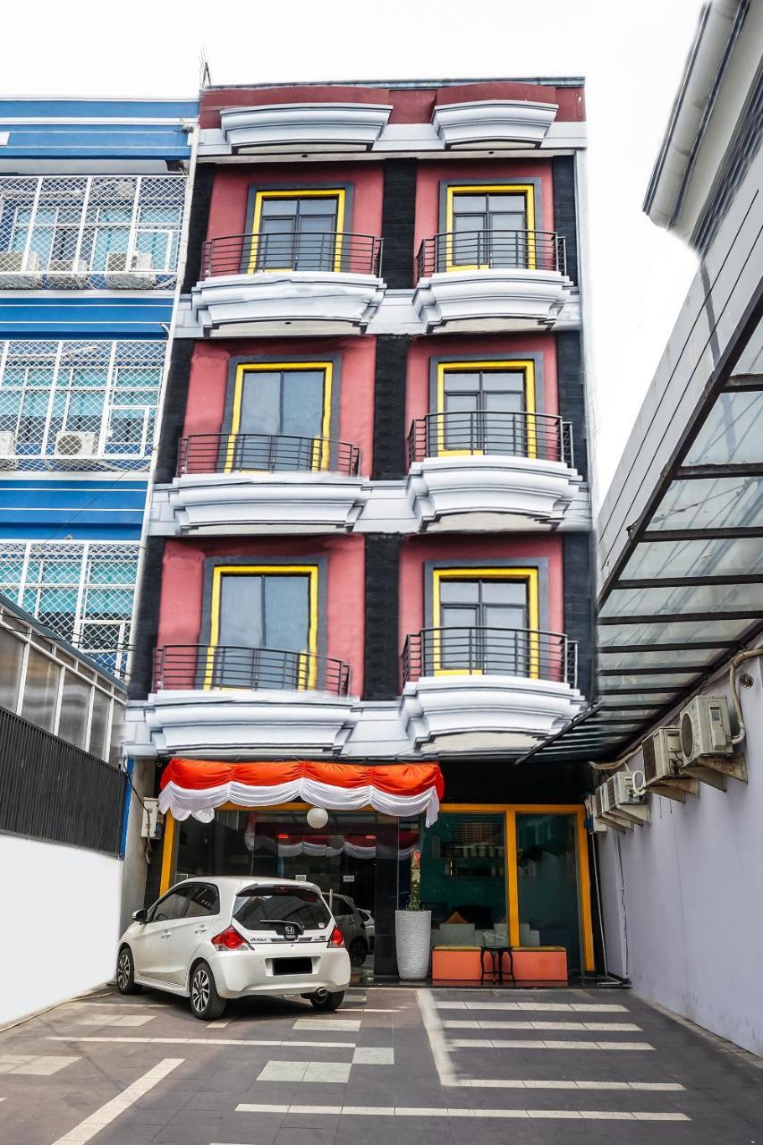 Oyo 119 Belvena Hotel Jakarta Eksteriør billede